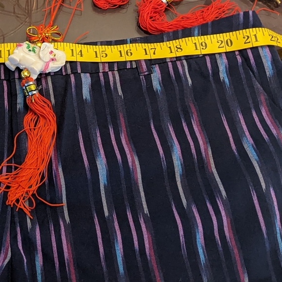 Shorts - Picture 7 of 9